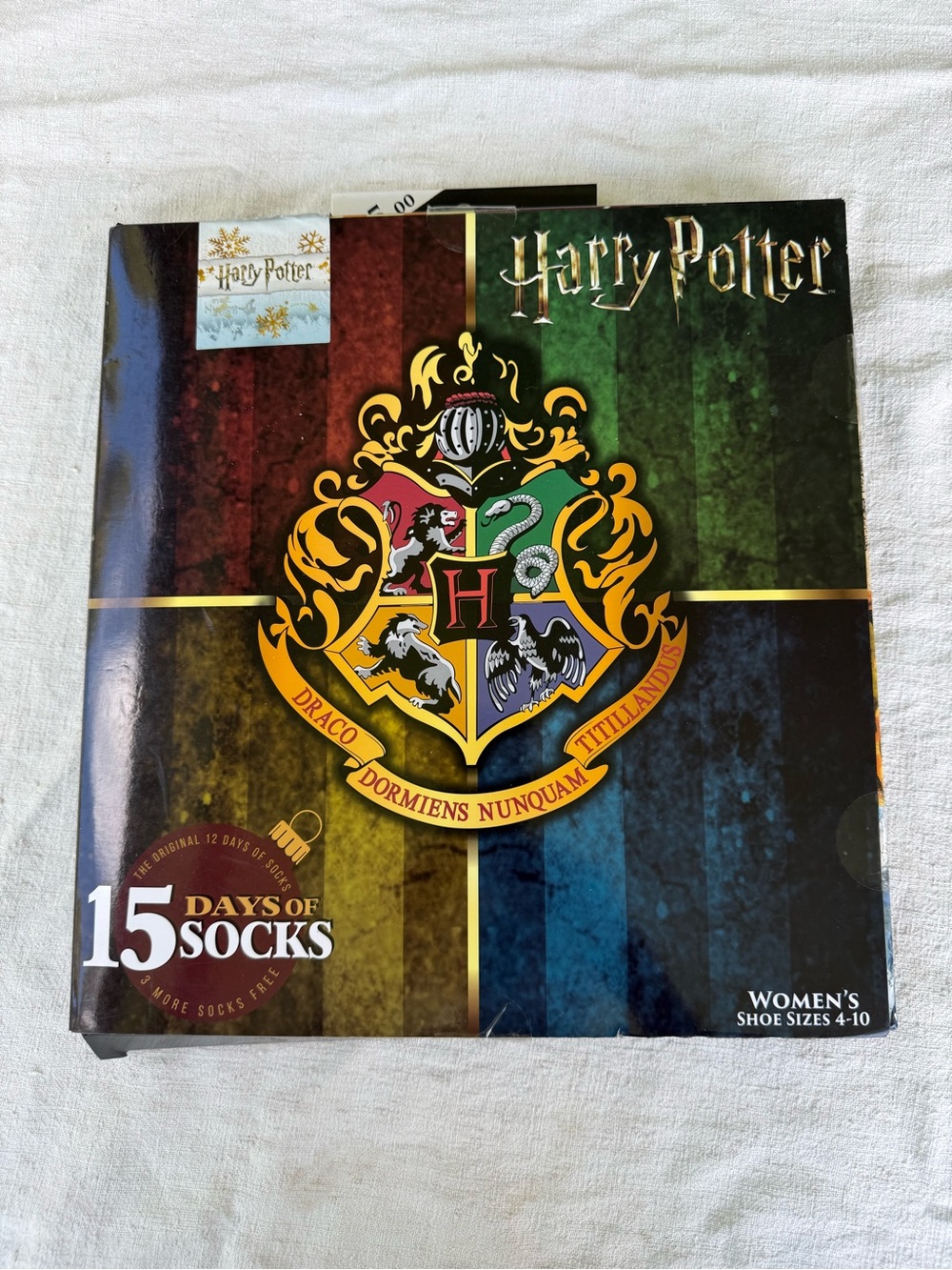 Warner Bros. Women's 15 Days of Socks Gift Set - Multi-Color